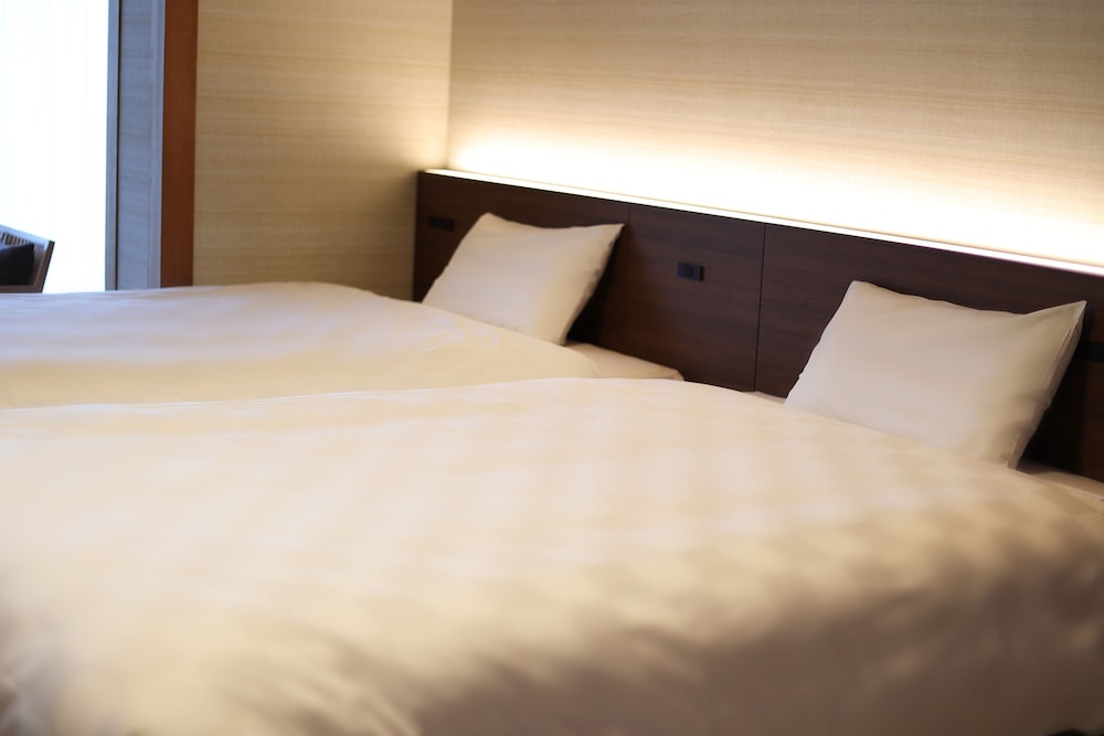 和モダンツインルーム 禁煙 客室4 | 満天ノ 辻のや