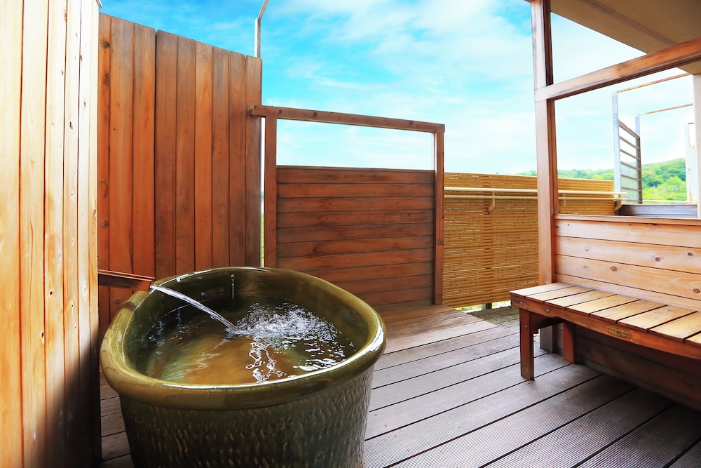 露天風呂付スイートルーム 禁煙 | 満天ノ 辻のや