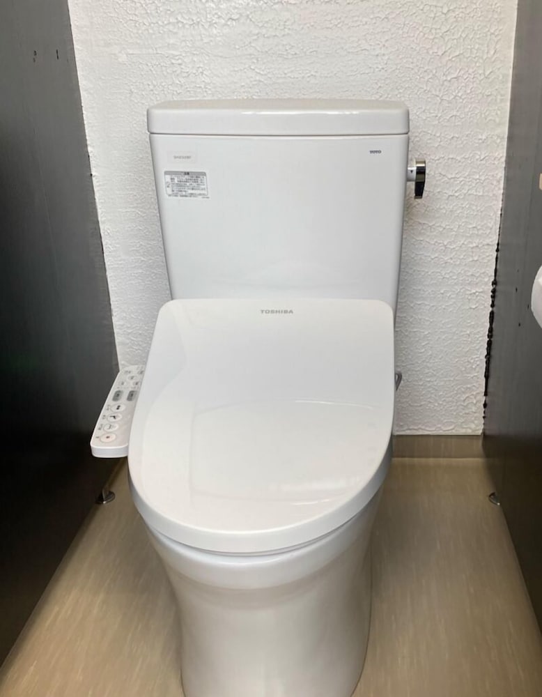 和室6畳 (2-3名用)(バストイレ共用,タオルなし,エアコンなし) 禁煙 共用バスルーム0 | ヒュッテ ジル白樺湖