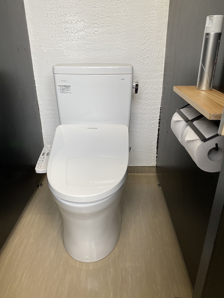 和室6畳 (2-3名用)(バストイレ共用,タオルなし,エアコンなし) 禁煙 バスルーム0 | ヒュッテ ジル白樺湖