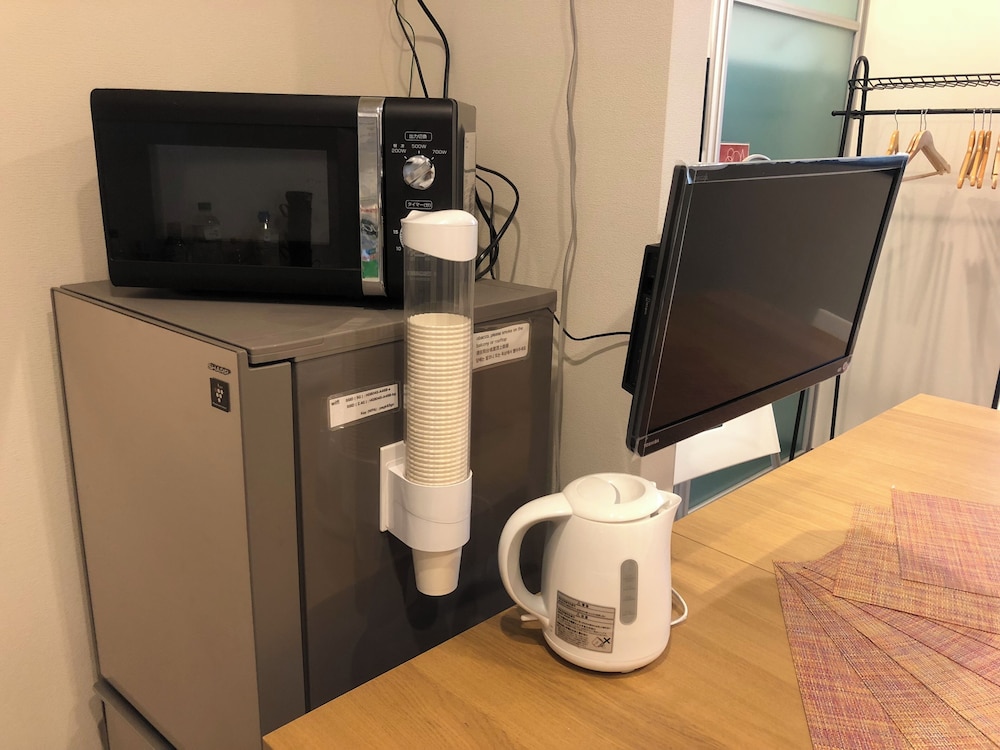 Room 201 キッチン、専用バスルーム付き 最大6名様宿泊可 客室3 | 東京アートハウス