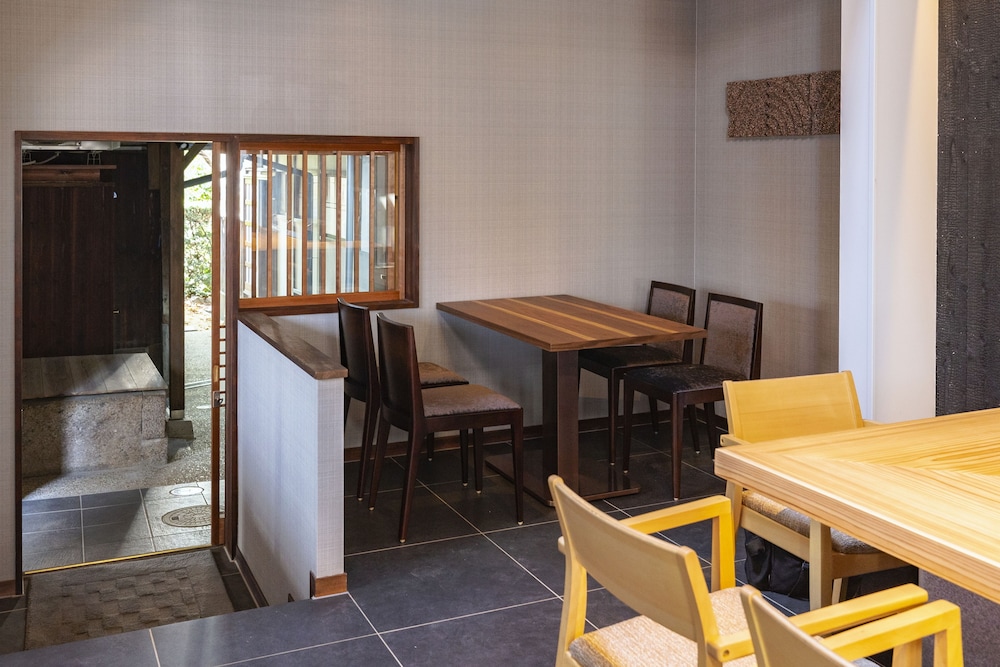 レストラン1 | NIPPONIA HOTEL 奈良 ならまち レストラン1 | NIPPONIA HOTEL 奈良 ならまち