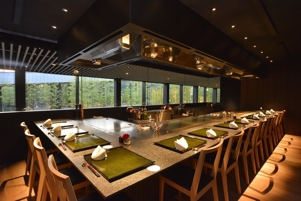 レストラン1 | ザ・メイビア宮崎