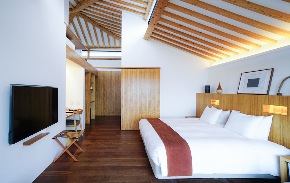 プールヴィラ スイートルーム 客室2 | Miru Amami