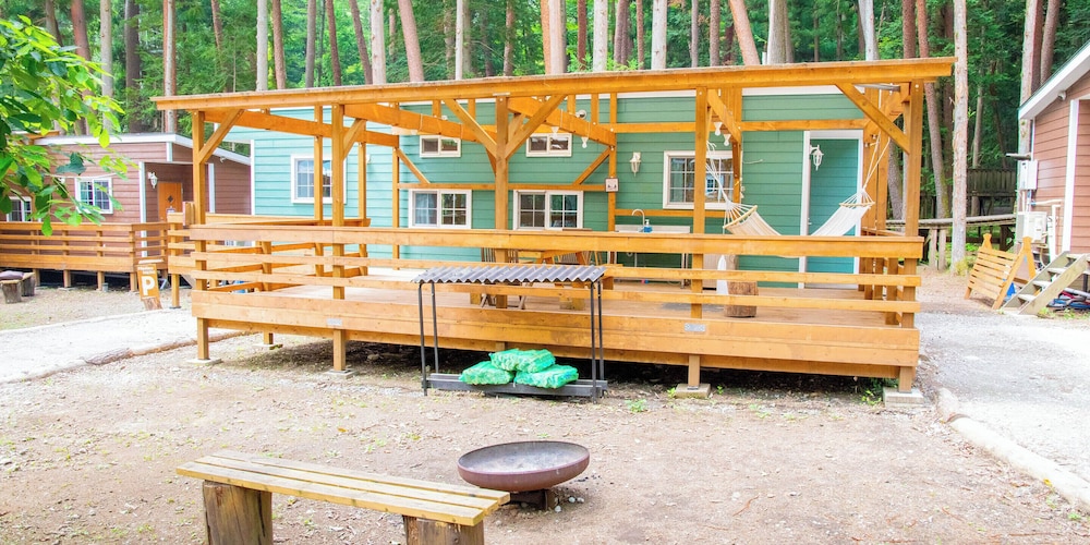 トレーラーハウス B-Bパレス 9名迄宿泊可能 禁煙 客室3 | 清水国明の森と湖の楽園