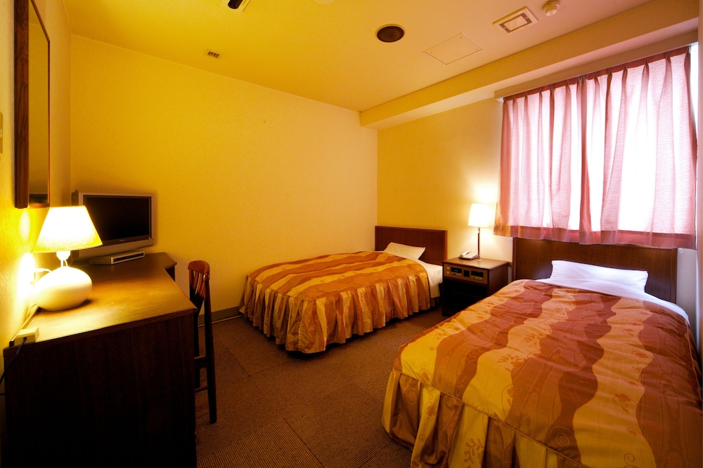ツインルーム 喫煙可 客室1 | ホテルパオ