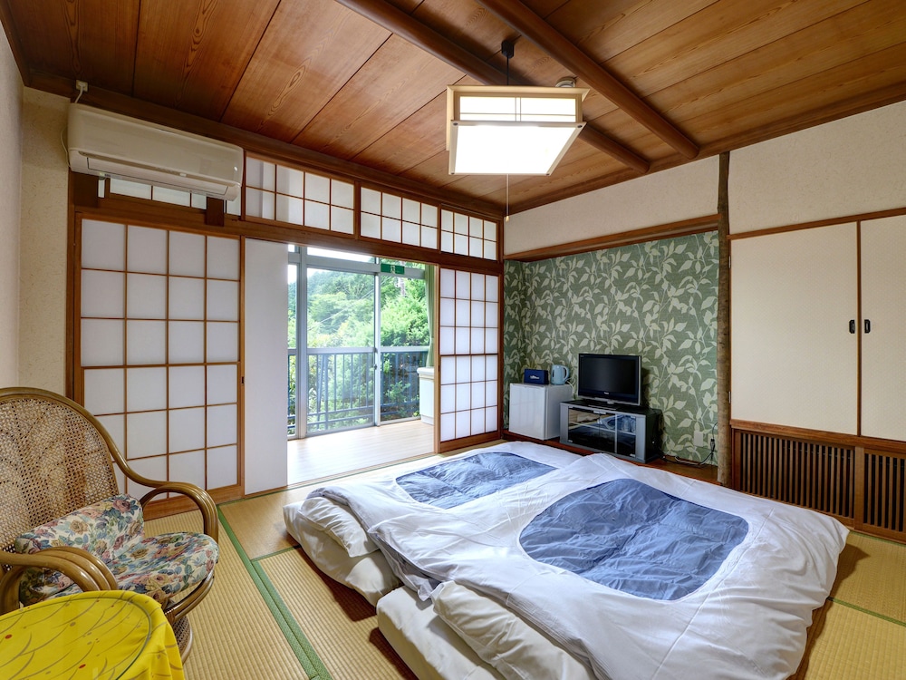 客室1 | 箱根の温泉宿 光沙の森 客室1 | 箱根の温泉宿 光沙の森