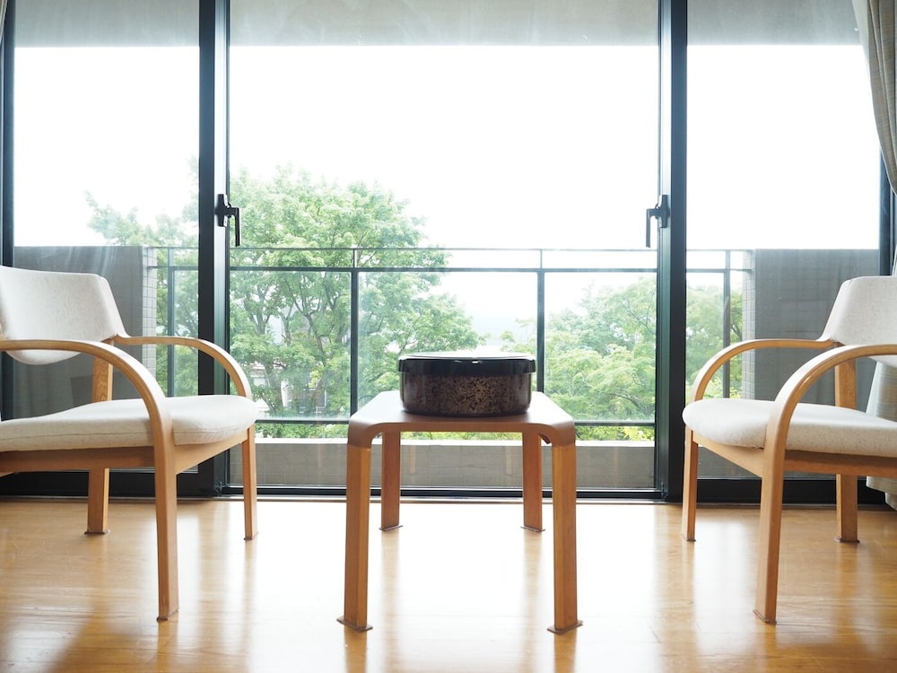 鮨オーベルジュ 2食付き (和室・予約制貸切温泉・禁煙) 大人専用 客室2 | 鮨オーベルジュ強羅茶寮