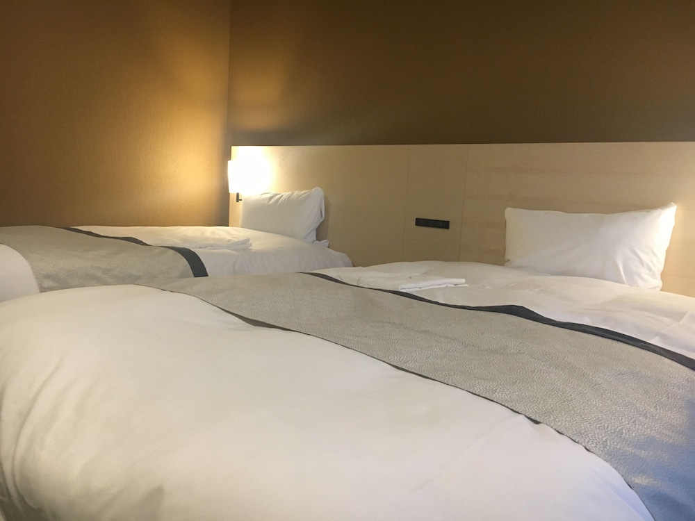 和モダンツインルーム [チェックアウト時間10時] 客室2 | トーセイホテルココネ上野