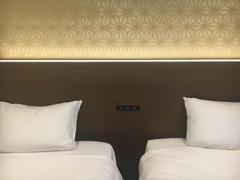 スタンダード ツインルーム [チェックアウト時間10時] 客室4 | トーセイホテルココネ上野