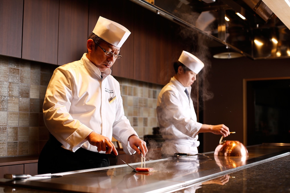 レストラン1 | ザ・シロヤマ テラス 津山 別邸 レストラン1 | ザ・シロヤマ テラス 津山 別邸