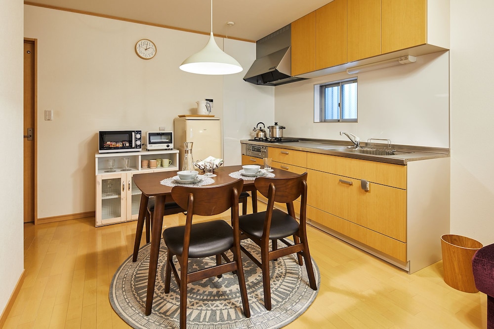 一棟貸し リビング エリア3 | 京都駅 五右衛門 別荘