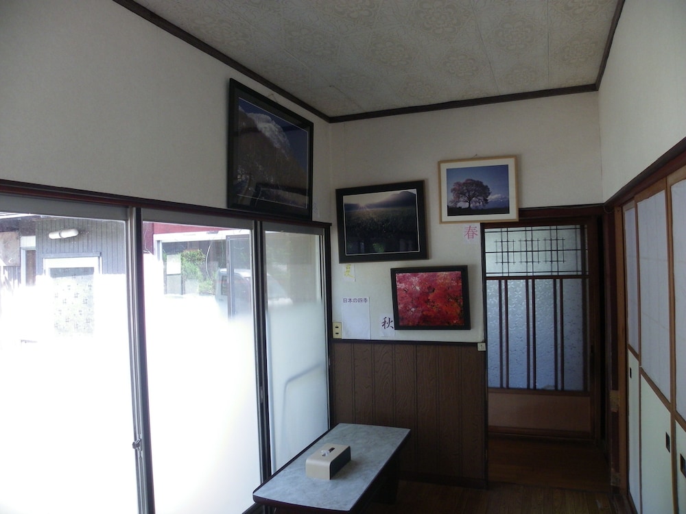 内部エントランス1 | ざくろの宿 内部エントランス1 | ざくろの宿
