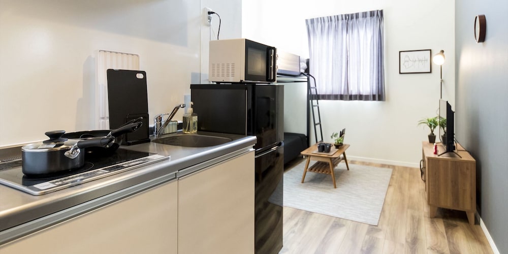 スタンダード ルーム 専用キッチン1 | トリップポッドCHIYO A