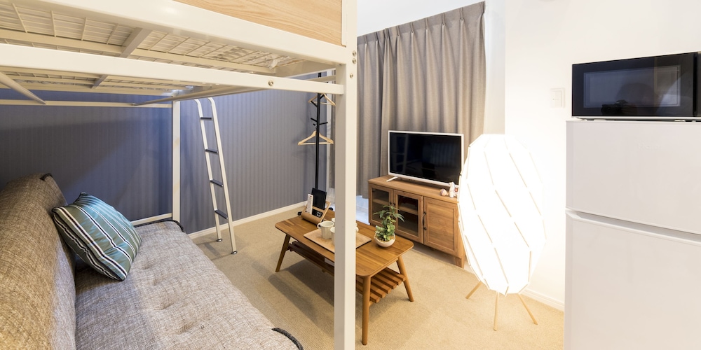 スタンダード スタジオ ベッド (複数台) 客室4 | トリップポッド住吉 B