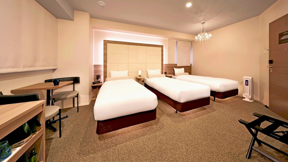 トリプルルーム | 道頓堀クリスタルホテル