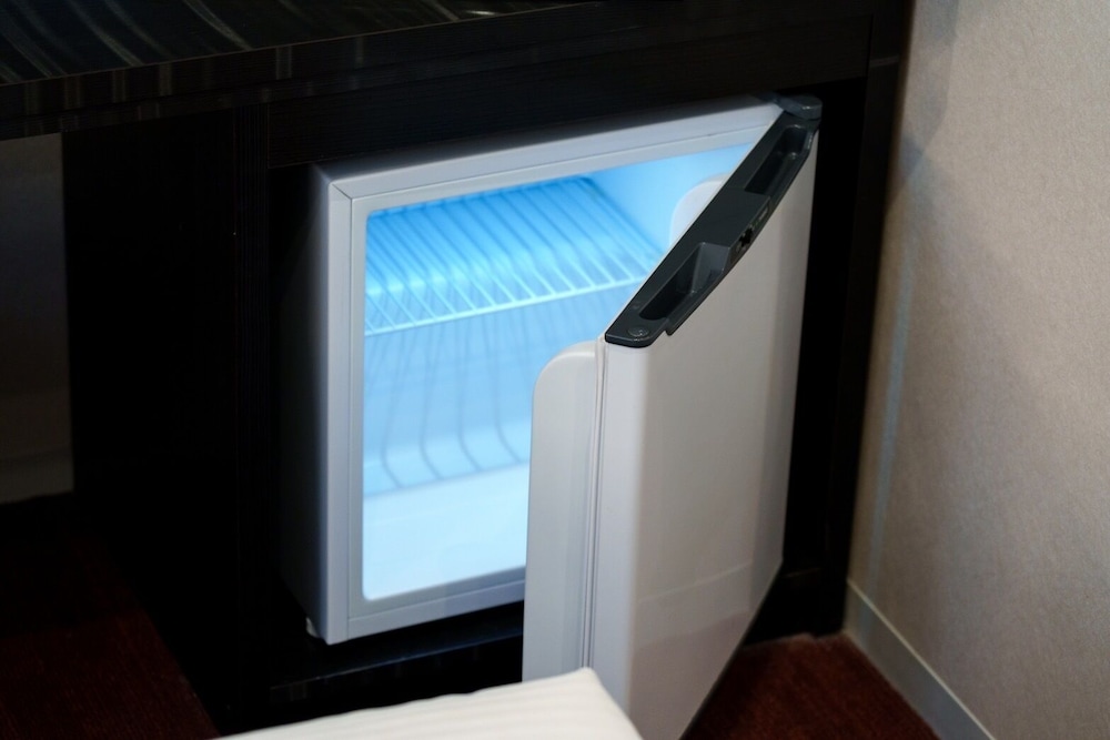 スタンダード ツインルーム 禁煙 客室2 | 道頓堀クリスタルホテル