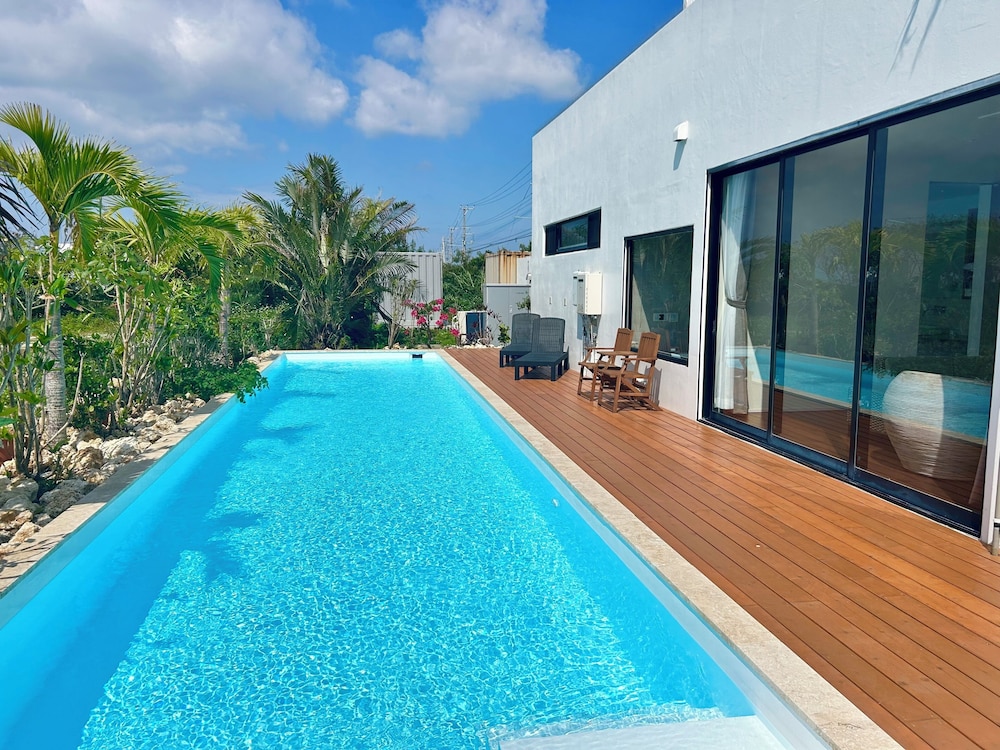 side.B niwa プライベートプール付きルーム 禁煙 プライベートプール1 | ソラニワホテルアンドカフェ