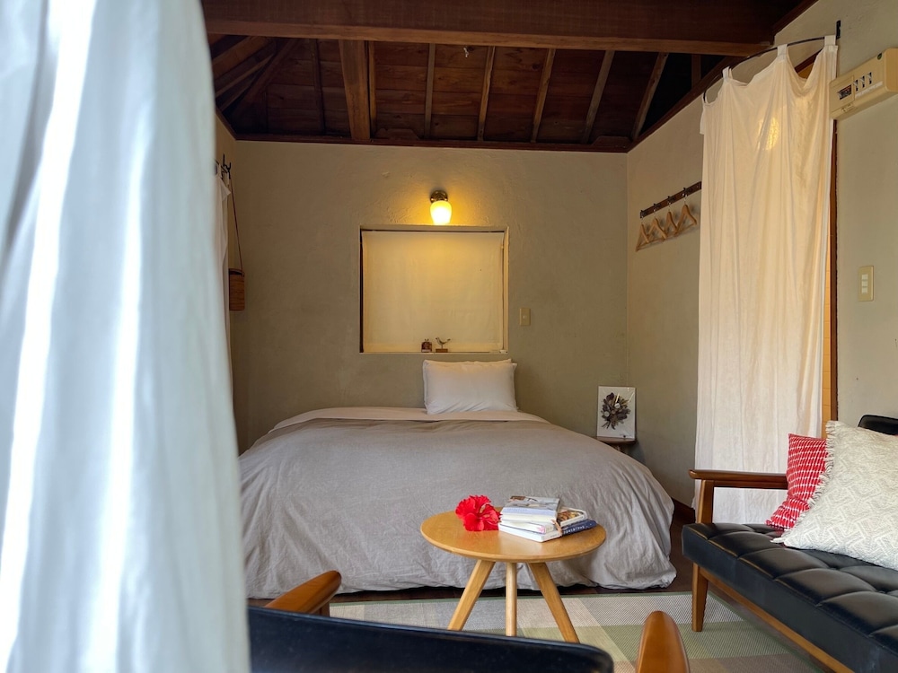 Villa 1 (ダブル) 客室3 | ちいさな島宿 cago