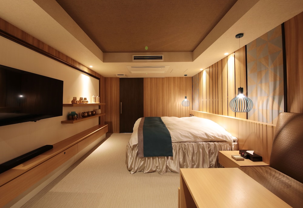 [禁煙] ヒーリング/デラックスダブル キングベッド 1台 客室1 | N ホテル