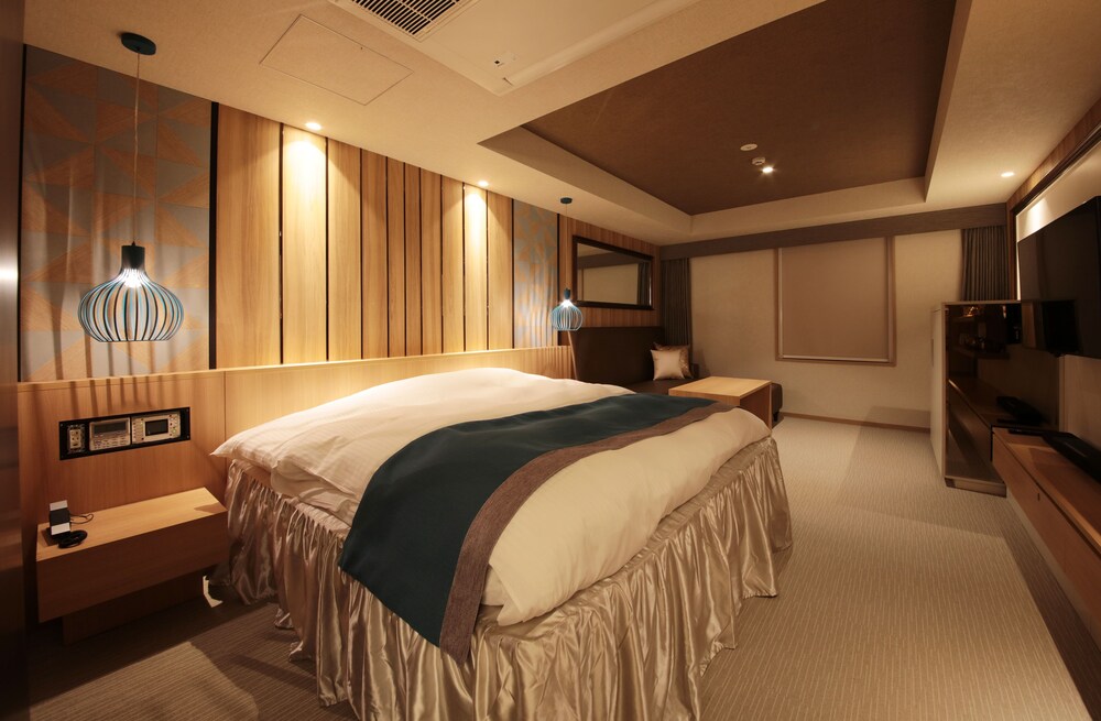 [禁煙] ヒーリング/デラックスダブル キングベッド 1台 客室2 | N ホテル