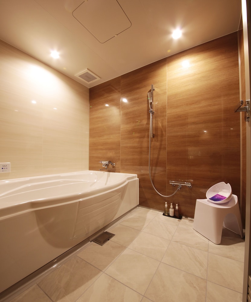 [禁煙] ヒーリング/デラックスダブル キングベッド 1台 ジェットバス0 | N ホテル