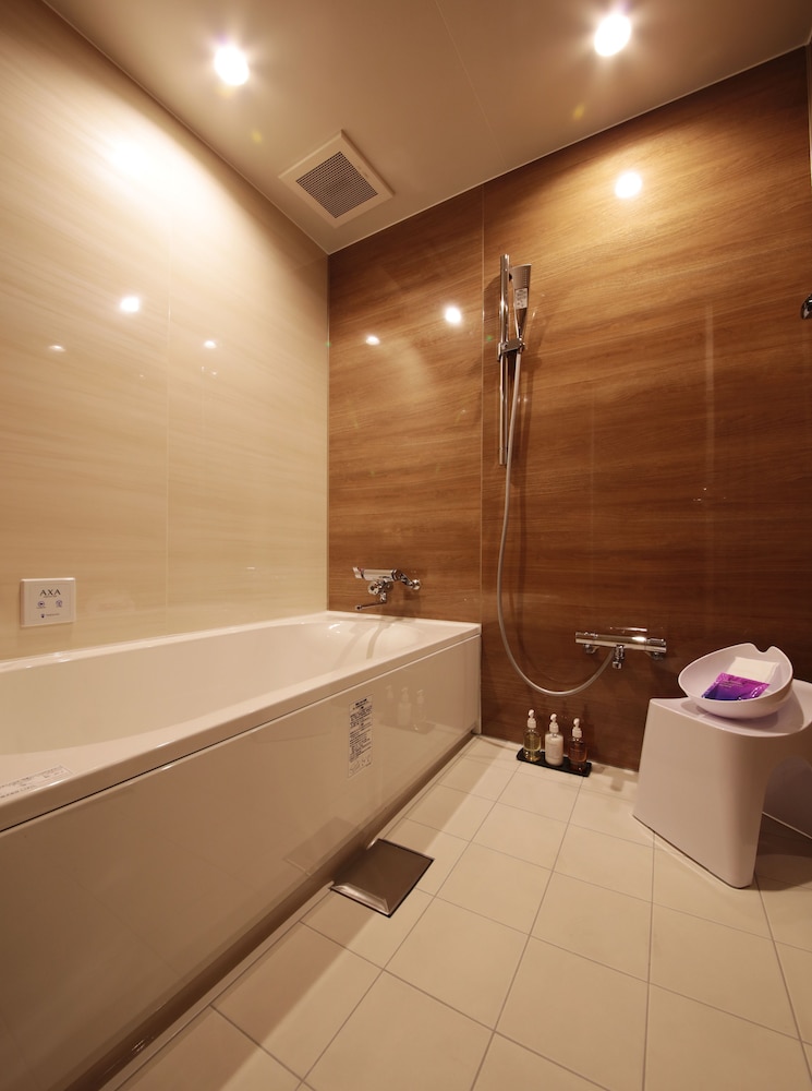 [禁煙] スタンダードシングル/ベッド幅161cm ジェットバス0 | N ホテル