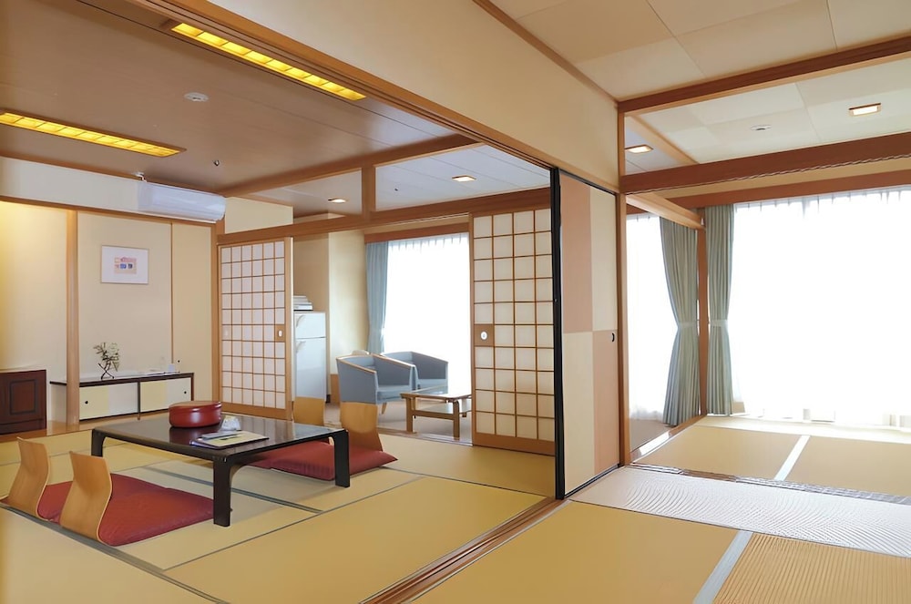 和室 禁煙 | ニュー サンピア 敦賀
