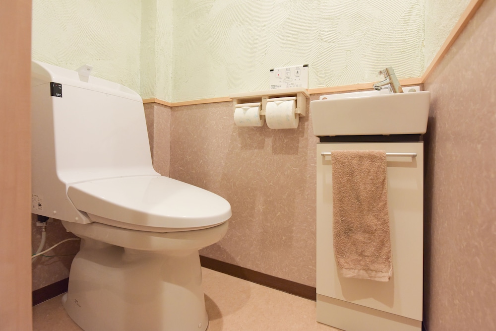 貸切一軒家 (最大9名) バスルーム0 | 代々木 ハウス