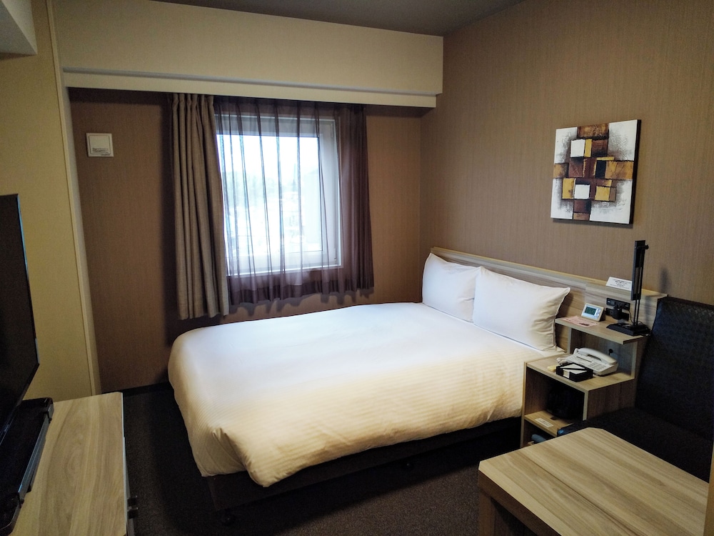 セミダブルルーム 禁煙 | ホテルルートイン石岡