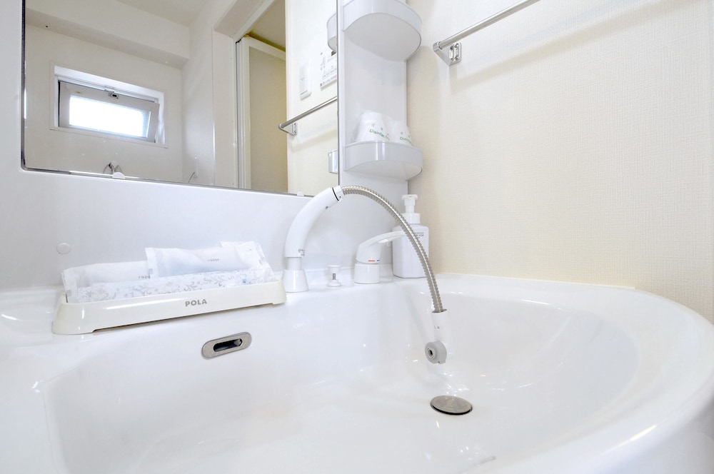 スタンダード ツインルーム オーシャンビュー バスルームのシンク2 | コスタベージャ コンドミニアムリゾート