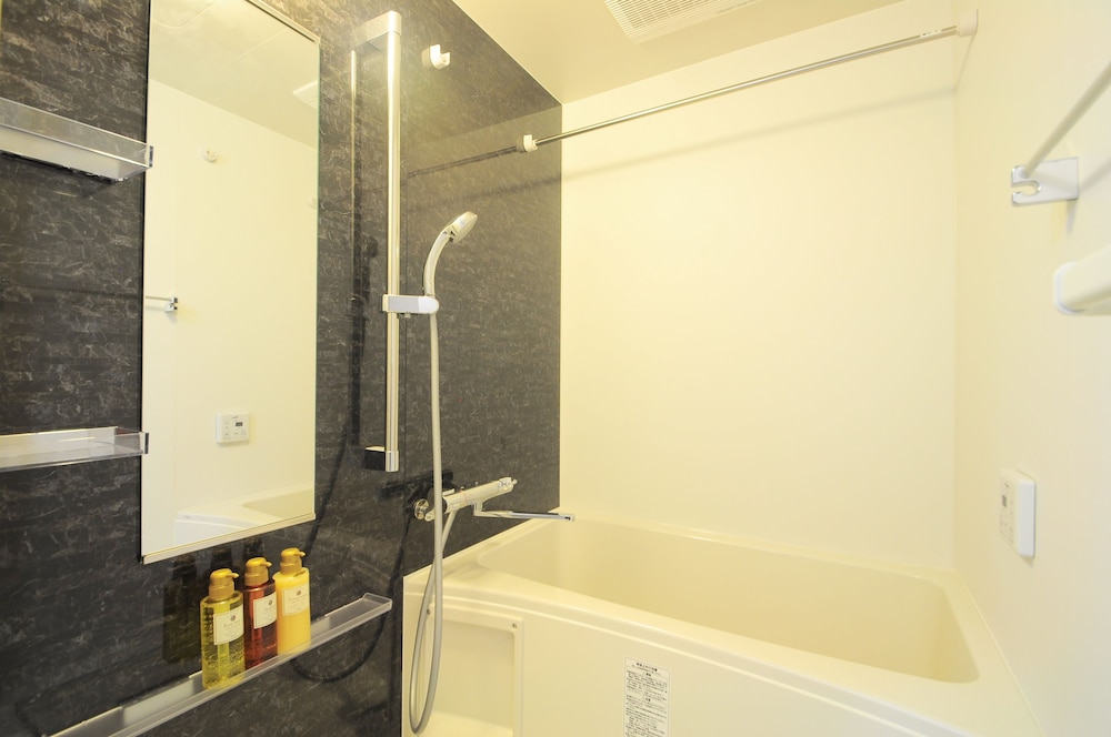 スタンダード ツインルーム オーシャンビュー バスルーム1 | コスタベージャ コンドミニアムリゾート