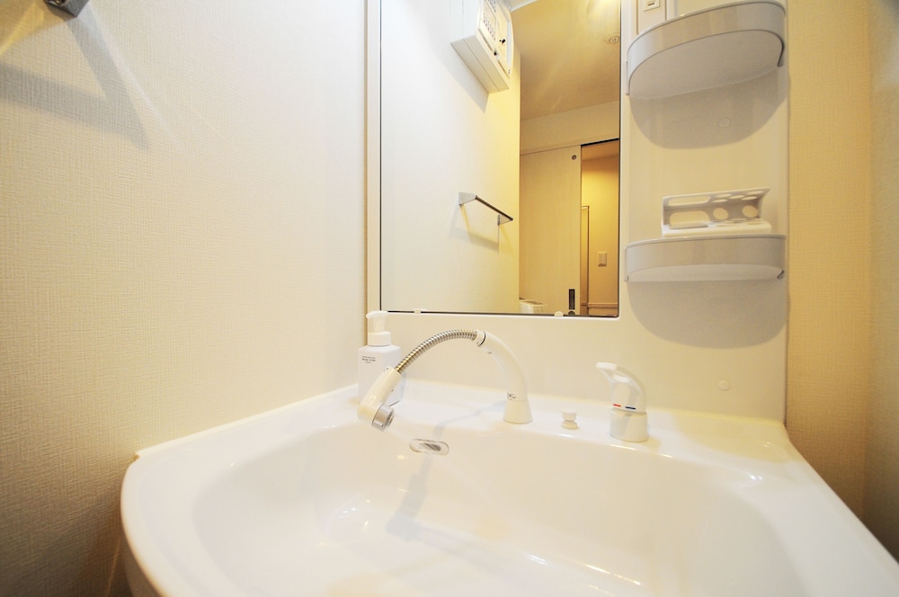 スタンダード ツインルーム オーシャンビュー バスルームのシンク1 | コスタベージャ コンドミニアムリゾート