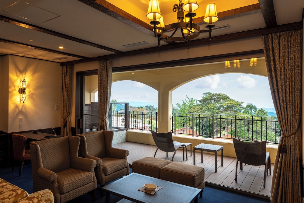 コーナースイート 禁煙 客室2 | ラビスタ霧島ヒルズ