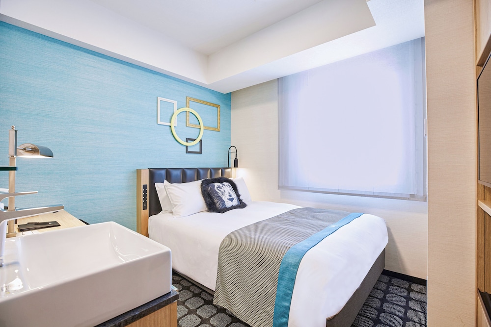 コンパクト ダブルルーム 禁煙 シャワーブース | ザ ロイヤルパーク キャンバス 大阪北浜