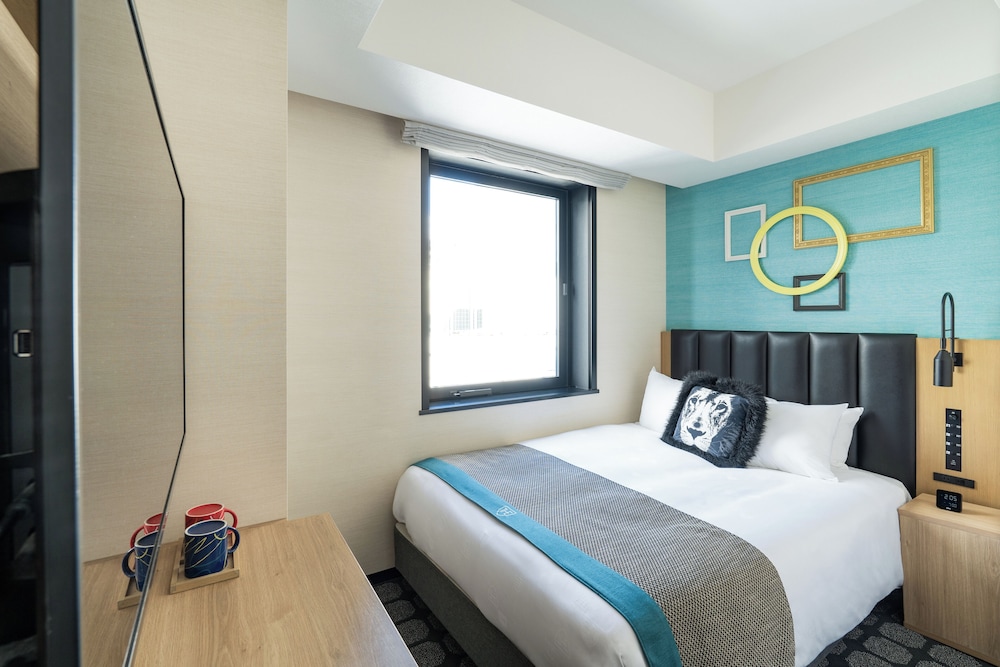 コンフォート ダブルルーム 禁煙 シャワーブース | ザ ロイヤルパーク キャンバス 大阪北浜