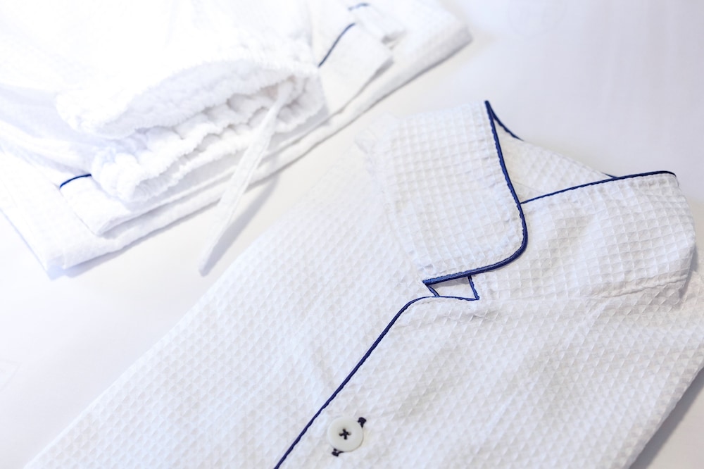 コンフォート ダブルルーム 禁煙 シャワーブース 客室1 | ザ ロイヤルパーク キャンバス 大阪北浜