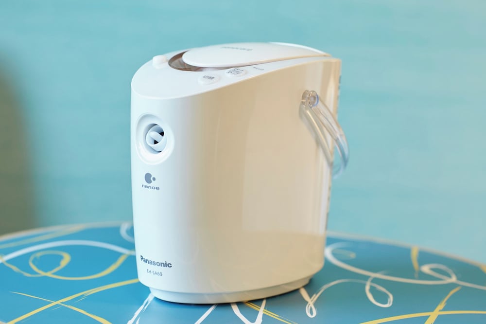 コンフォート ダブルルーム 禁煙 シャワーブース 客室の設備とサービス1 | ザ ロイヤルパーク キャンバス 大阪北浜