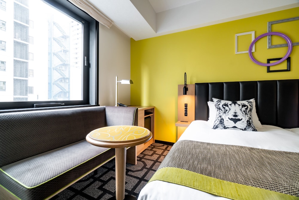 スタンダード ツインルーム 禁煙 シャワーブース 客室3 | ザ ロイヤルパーク キャンバス 大阪北浜