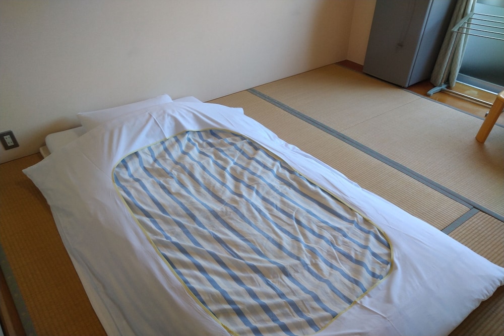 和室 喫煙可 客室1 | 海のお宿