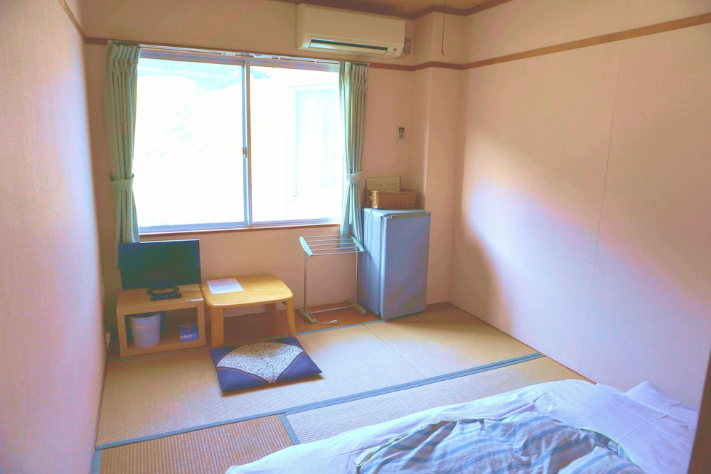 和室 喫煙可 客室3 | 海のお宿