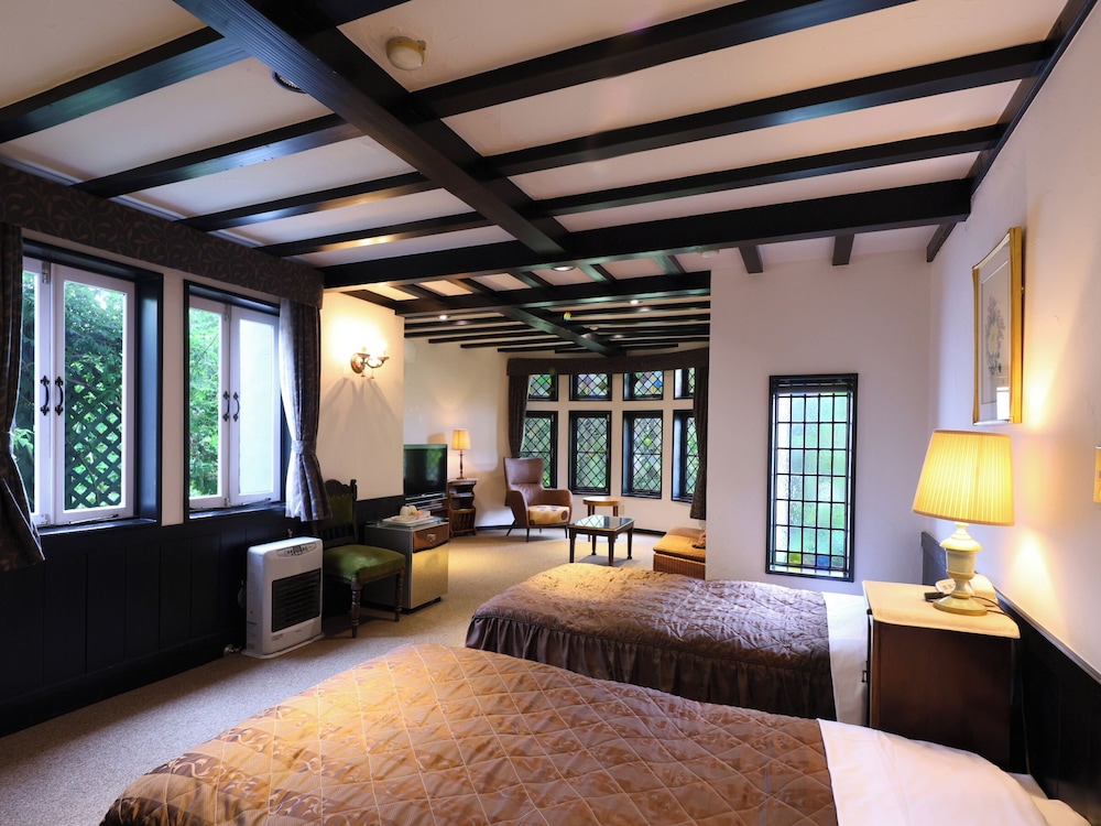 スイート (A) 客室3 | プチホテル＆レストラン オールドエイジ