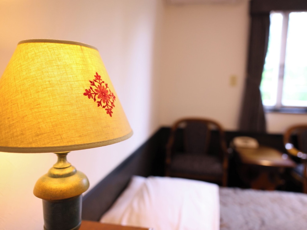 エコノミー ツインルーム 客室1 | プチホテル＆レストラン オールドエイジ