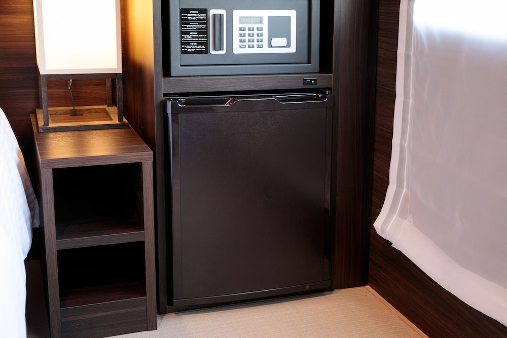 ハリウッド ツインルーム ユニットバス付 小型冷蔵庫0 | エスペリアホテル京都