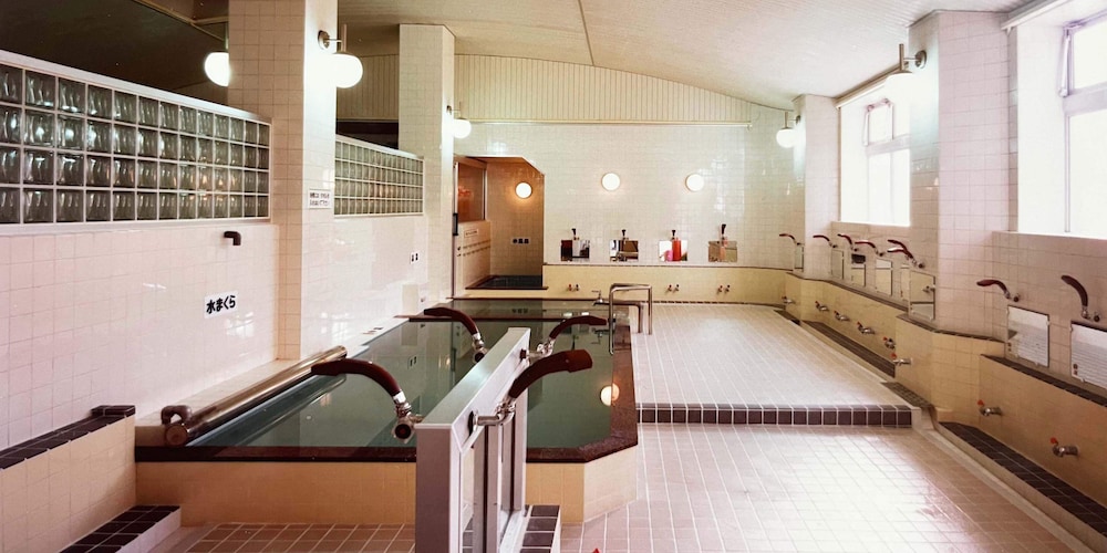 ツインルーム 共用バスルーム0 | ゲストハウス小樽 和の風