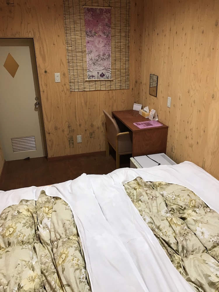 ダブルルーム 客室2 | ゲストハウス小樽 和の風