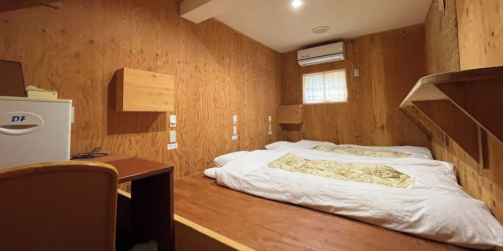 ツインルーム 客室3 | ゲストハウス小樽 和の風