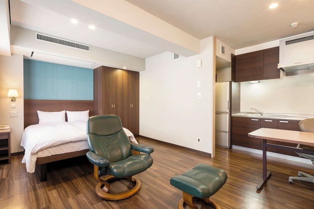 キッチン付 スイート 客室4 | ホテルニューヨコスカ