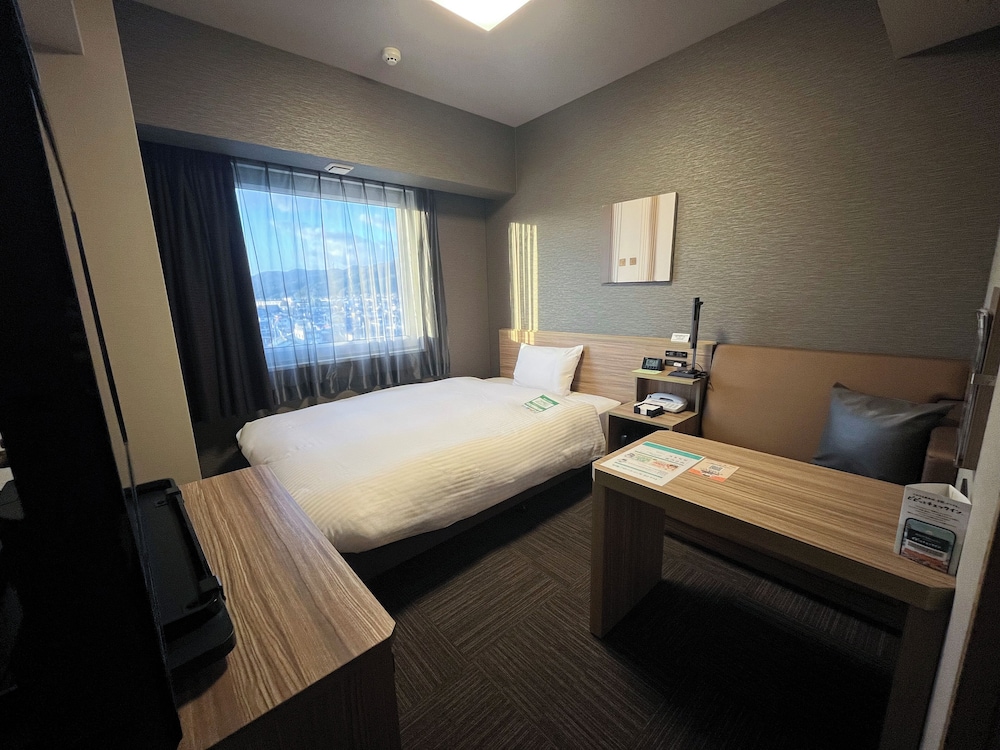 スタンダードセミダブルルーム 喫煙可(加熱式たばこ専用) | ホテルルートイン加西 北条の宿