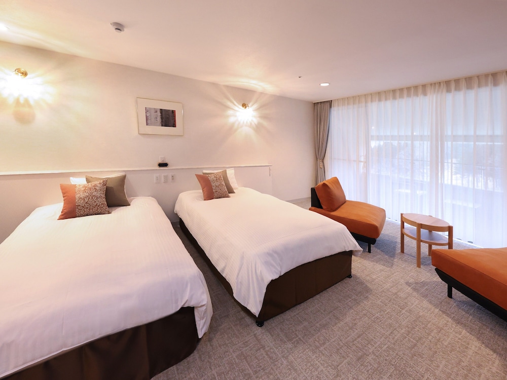 [禁煙] デラックスツイン (4階グランデフロア) : 45平米 客室1 | 城島高原ホテル